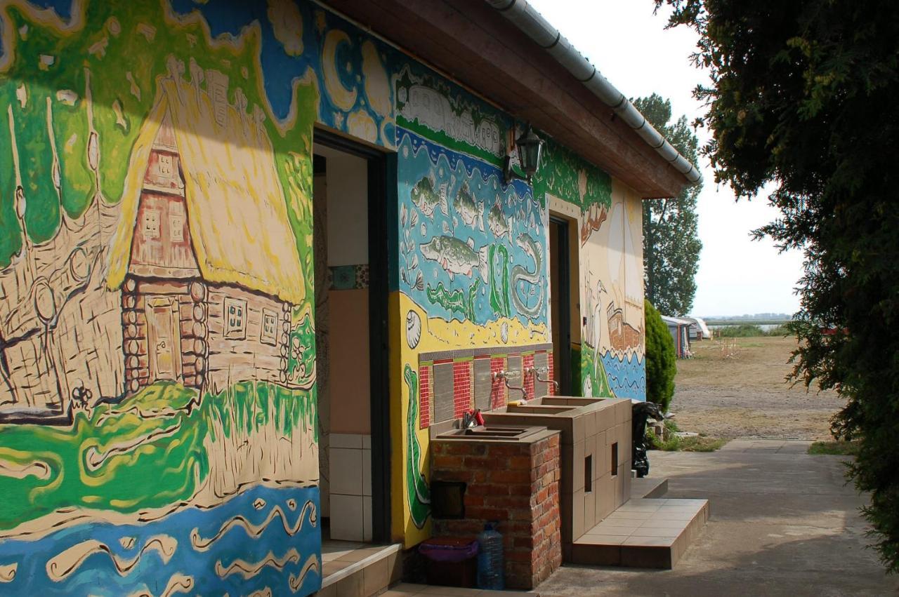 Camping Rogowo Mrzeżyno 外观 照片